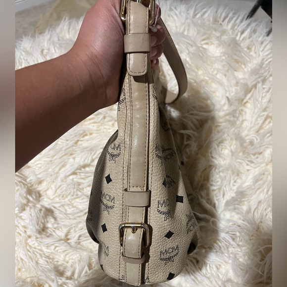 Authentic M C M hobo bag - Picture 6 of 16